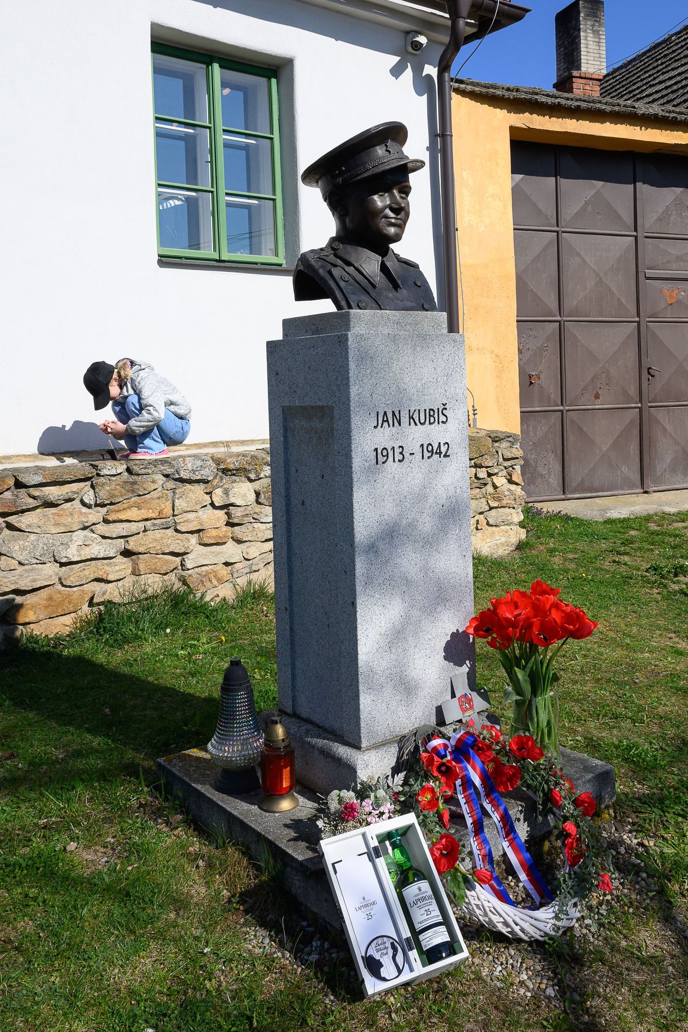Cesta Jana Kubiše a Jaroslava Krátkého slavnostně odhalena